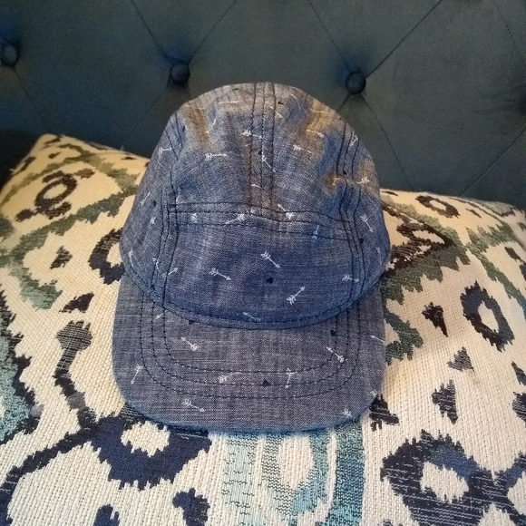 Denim arrow hat - Picture 2 of 5